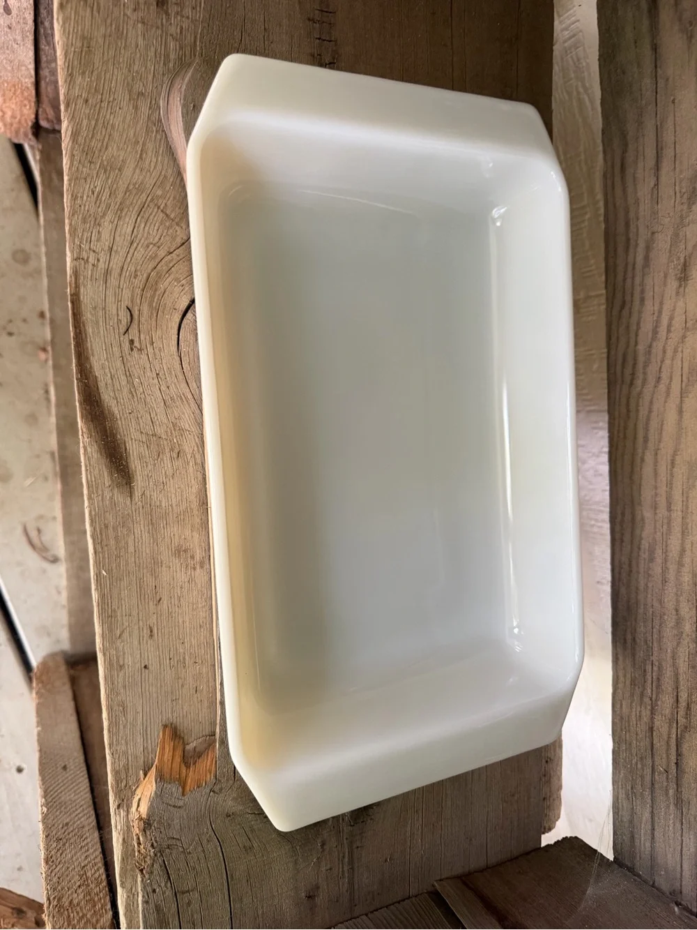 RARE Vintage Pyrex Acorn Space Saver 548
